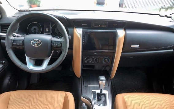 White Toyota Fortuner 2016 for sale in Pasig-8