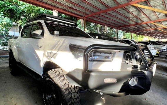 Green Toyota Hilux 2019 for sale in Pasig-4