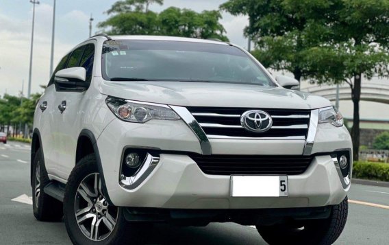 White Toyota Fortuner 2016 for sale in Makati-2