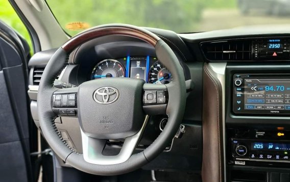 Sell White 2018 Toyota Fortuner in Manila-4