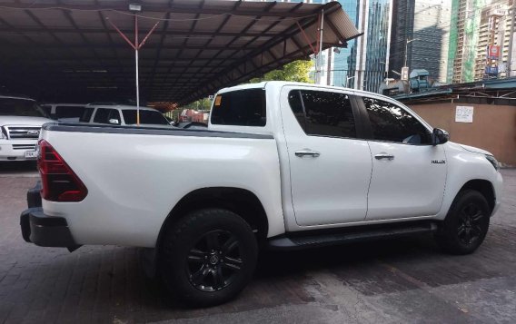 Sell White 2022 Toyota Hilux in Pasig-2