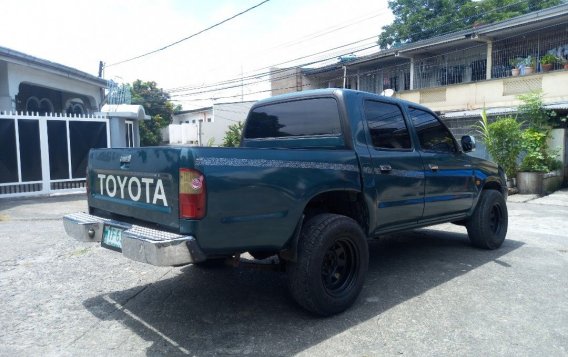 Selling White Toyota Hilux 2001 in Meycauayan-4