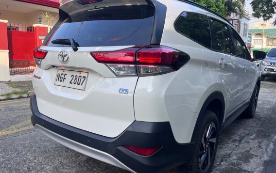 Selling White Toyota Rush 2019 in Pasig-4