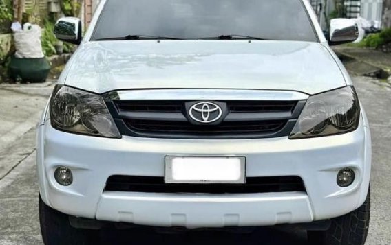 White Toyota Fortuner 2008 for sale in Automatic