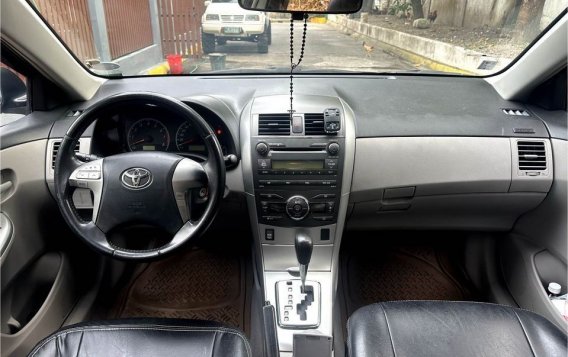 Selling White Toyota Corolla altis 2011 in Angeles-6