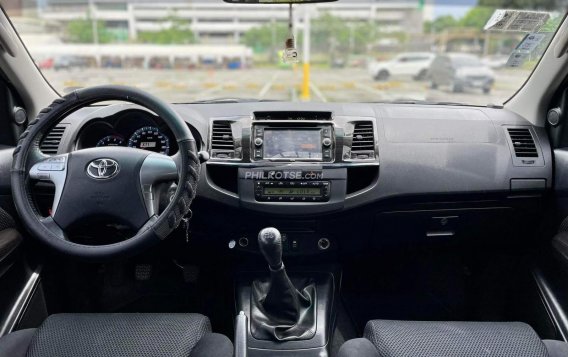 2015 Toyota Fortuner in Makati, Metro Manila-10