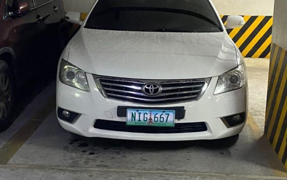 Sell Pearl White 2010 Toyota Camry in Quezon City-1
