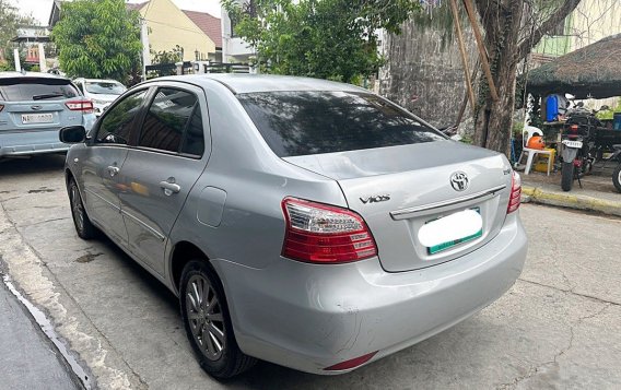 Selling White Toyota Super 2013 in Bacoor-5