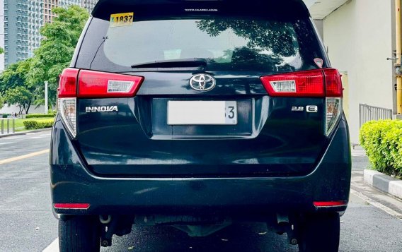 Sell White 2017 Toyota Innova in Makati-2