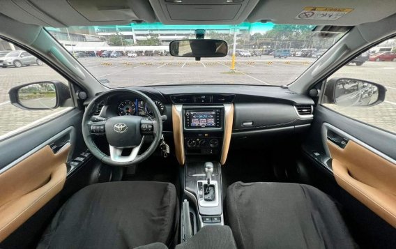 Sell White 2017 Toyota Fortuner in Makati-5