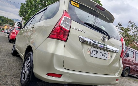 Selling Beige Toyota Avanza 2017 SUV / MPV in Manila-4