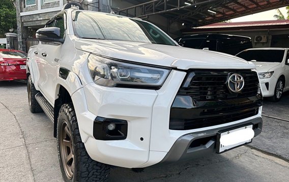 Sell White 2019 Toyota Hilux in Bacoor-3