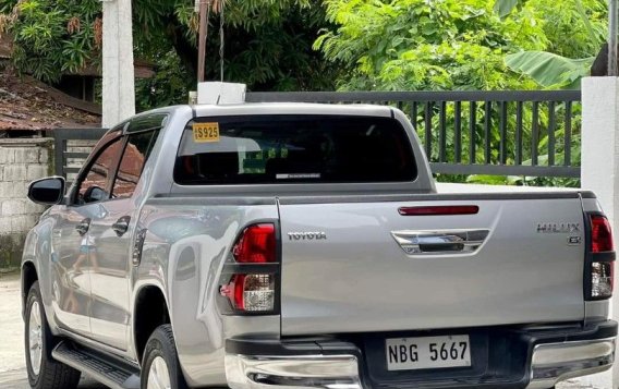 White Toyota Hilux 2019 for sale in Manila-5