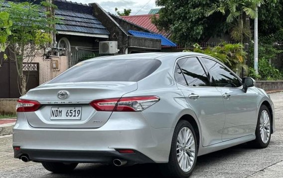 Sell White 2020 Toyota Camry in Quezon City-3