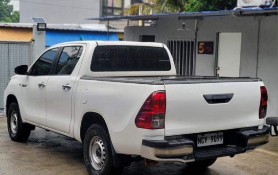 Selling White Toyota Hilux 2016 in Caloocan-7