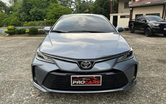 Selling White Toyota Altis 2021 in Manila-1