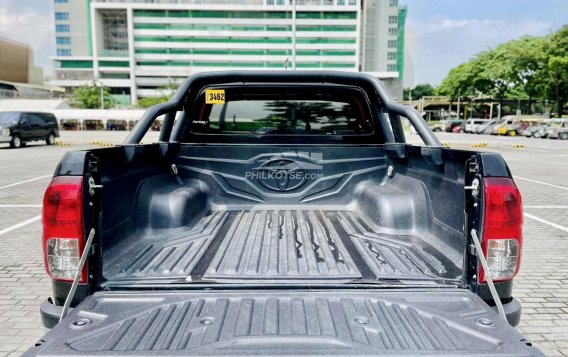 2017 Toyota Hilux in Makati, Metro Manila-6