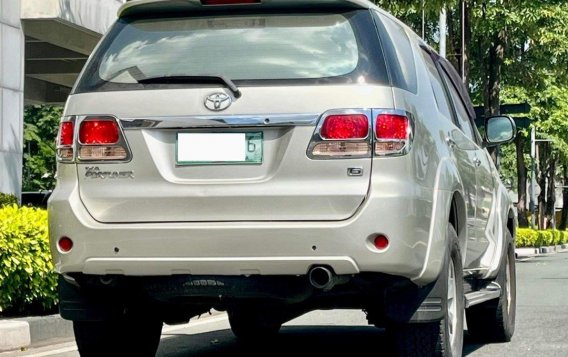 White Toyota Fortuner 2008 for sale in Automatic-3