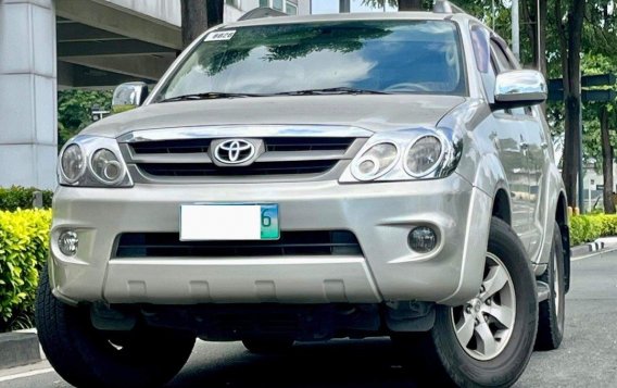 White Toyota Fortuner 2008 for sale in Automatic-2