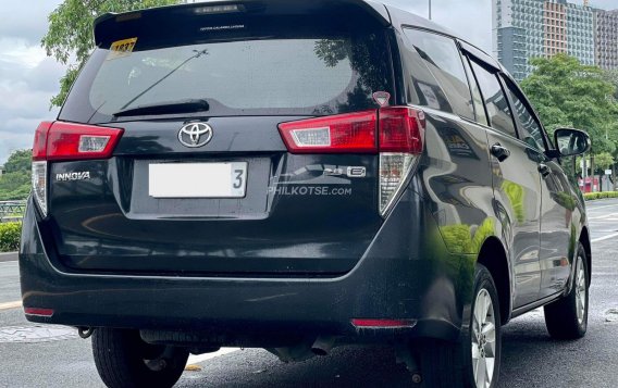 2017 Toyota Innova  2.8 E Diesel AT in Makati, Metro Manila-4