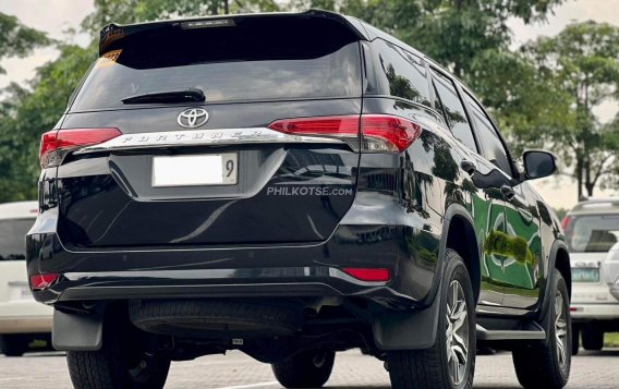 2017 Toyota Fortuner  2.4 G Diesel 4x2 AT in Makati, Metro Manila-4