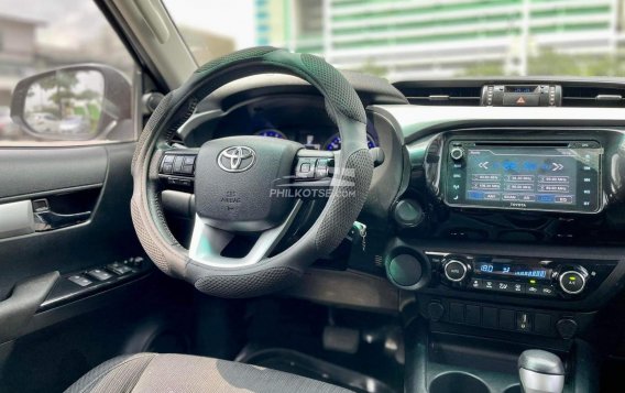 2017 Toyota Hilux  2.4 G DSL 4x2 A/T in Makati, Metro Manila-2