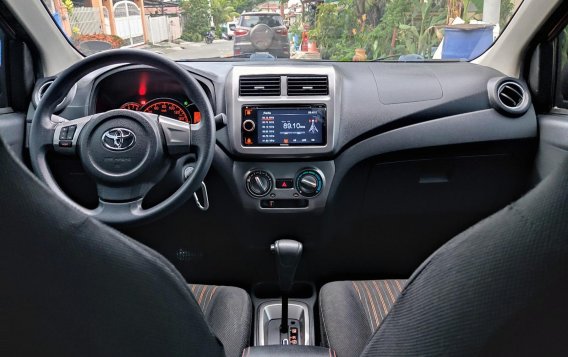 Sell Orange 2017 Toyota Wigo Hatchback in Manila-8