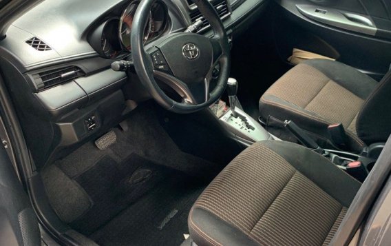 White Toyota Yaris 2014 for sale in Quezon City-3