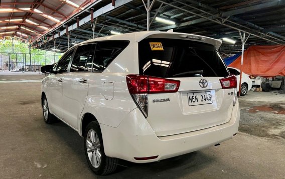 Selling White Toyota Innova 2019 in Pasig-5