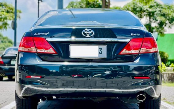 Selling White Toyota Camry 2007 in Makati-3