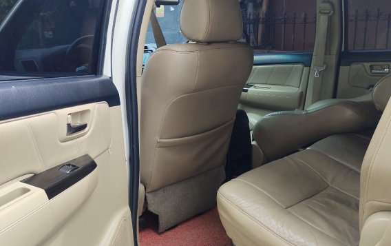 Sell White 2014 Toyota Fortuner in Manila-7