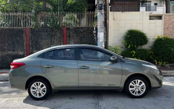 Selling Green Toyota Vios 2021 in Quezon City-3