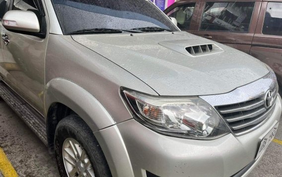 White Toyota Fortuner 2014 for sale in Caloocan-1