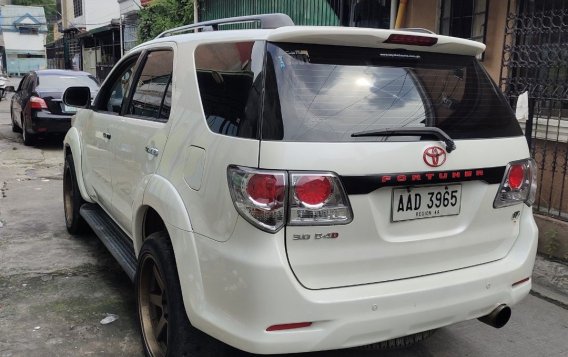 Sell White 2014 Toyota Fortuner in Manila-5