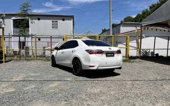 2018 Toyota Corolla Altis  1.6 G MT in Pasay, Metro Manila-12