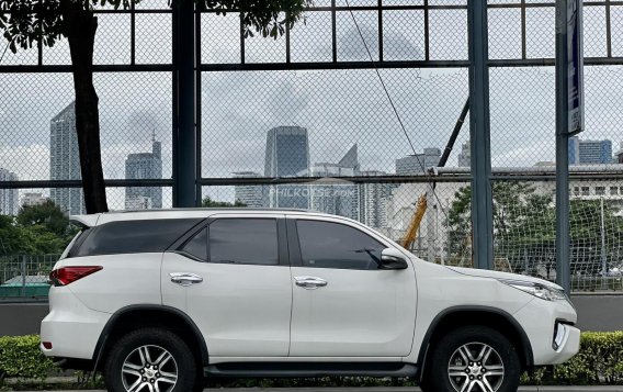 2016 Toyota Fortuner in Makati, Metro Manila-6