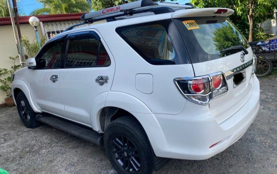 White Toyota Fortuner 2015 for sale in Alicia-2