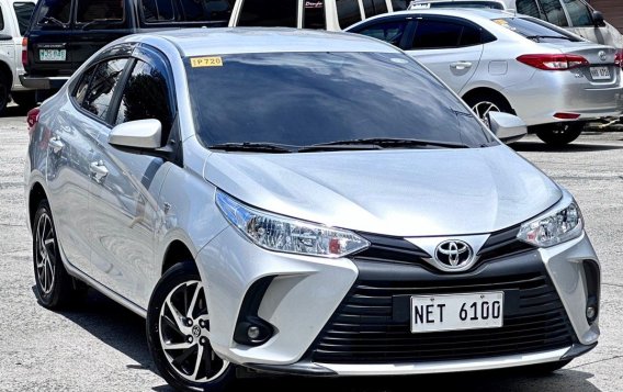 Selling White Toyota Vios 2021 in Parañaque