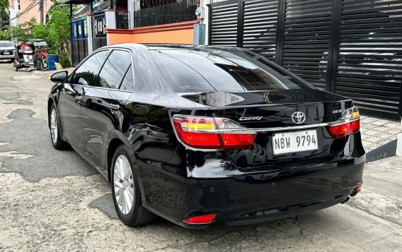 Selling White Toyota Camry 2016 in Pasig-4
