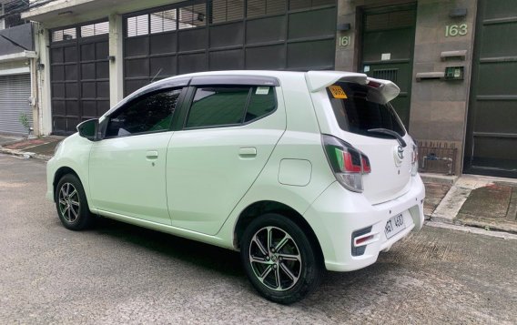 Selling White Toyota Wigo 2021 in Quezon City-4