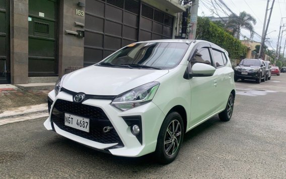 Selling White Toyota Wigo 2021 in Quezon City-1