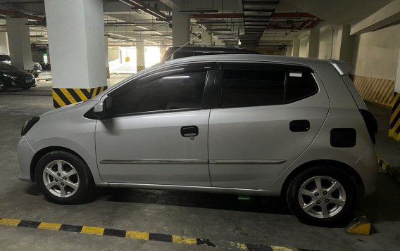 Sell White 2015 Toyota Wigo in Abucay-9