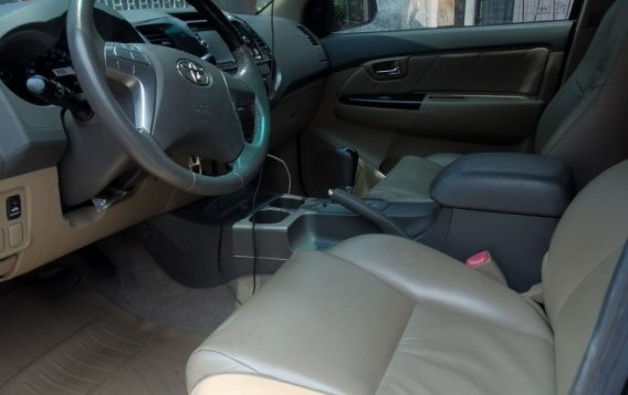 Sell White 2012 Toyota Fortuner in Las Piñas-6