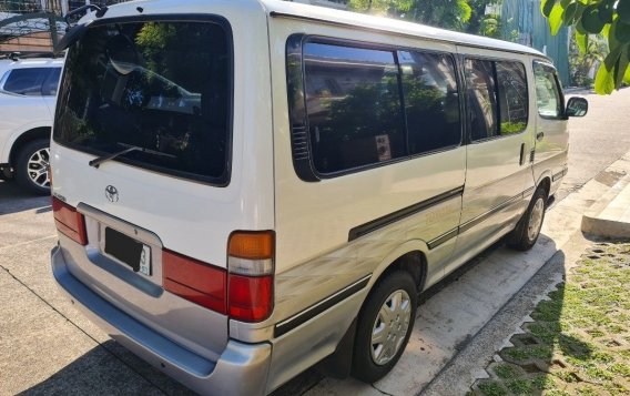 White Toyota Hiace 2003 for sale in Manual-5