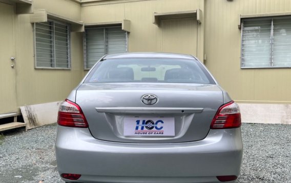 Selling White Toyota Vios 2023 in Quezon City-2