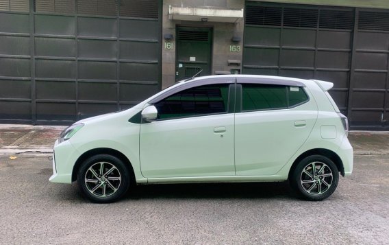 Selling White Toyota Wigo 2021 in Quezon City-3
