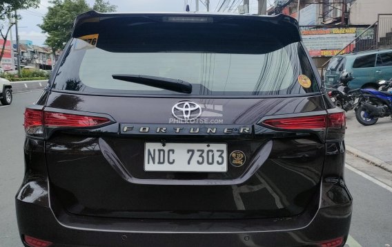 2017 Toyota Fortuner  2.4 V Diesel 4x2 AT in Quezon City, Metro Manila-5