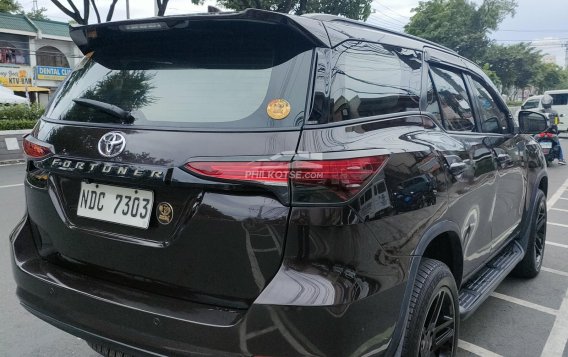 2017 Toyota Fortuner  2.4 V Diesel 4x2 AT in Quezon City, Metro Manila-6