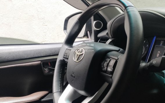 2017 Toyota Fortuner  2.4 V Diesel 4x2 AT in Quezon City, Metro Manila-11