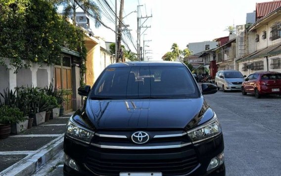 White Toyota Innova 2021 for sale in Manila